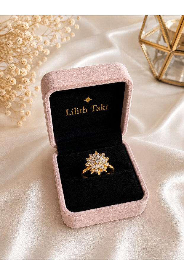 Sparkling Flower Design Stress Ring – Gold Color Adjustable Women's Ring with Movable Stone