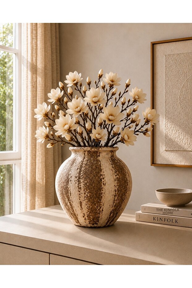 Mi̇ra Handmade Textured Vase