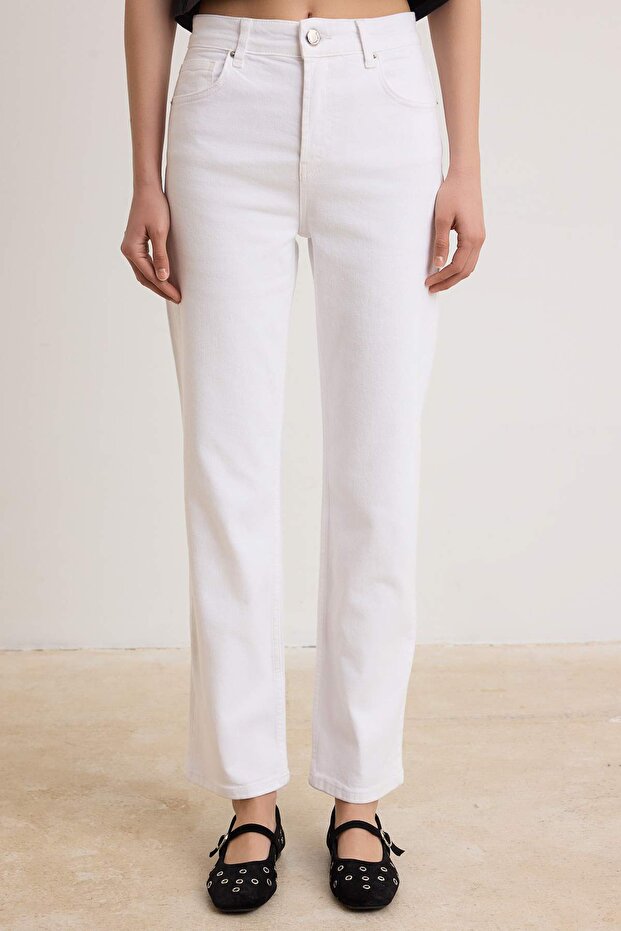 Ekru Yüksek Bel Az Esnek Straight Düz Kesim Jeans TWOSS26JE00099 - 3