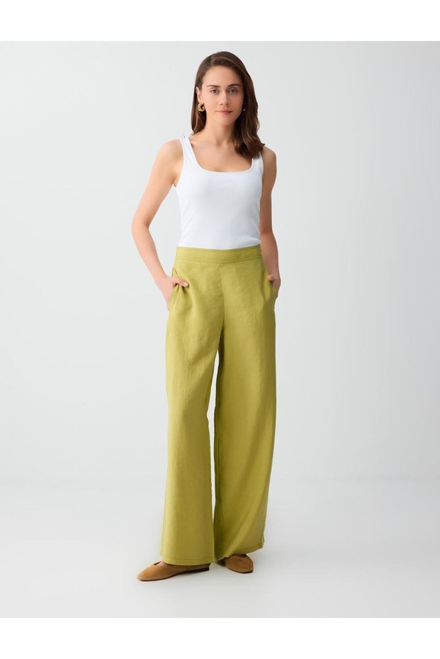 Oil Green Pocket Detailed Regular Waist Woven Trousers with Elastic Waistband