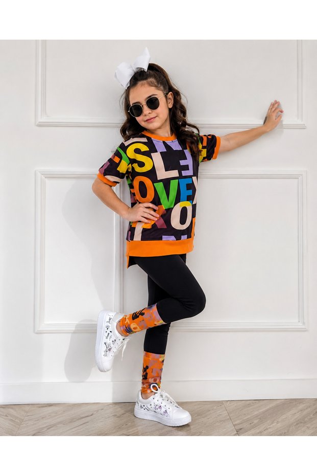 Girl's Colorful Written Top and Bottom Set