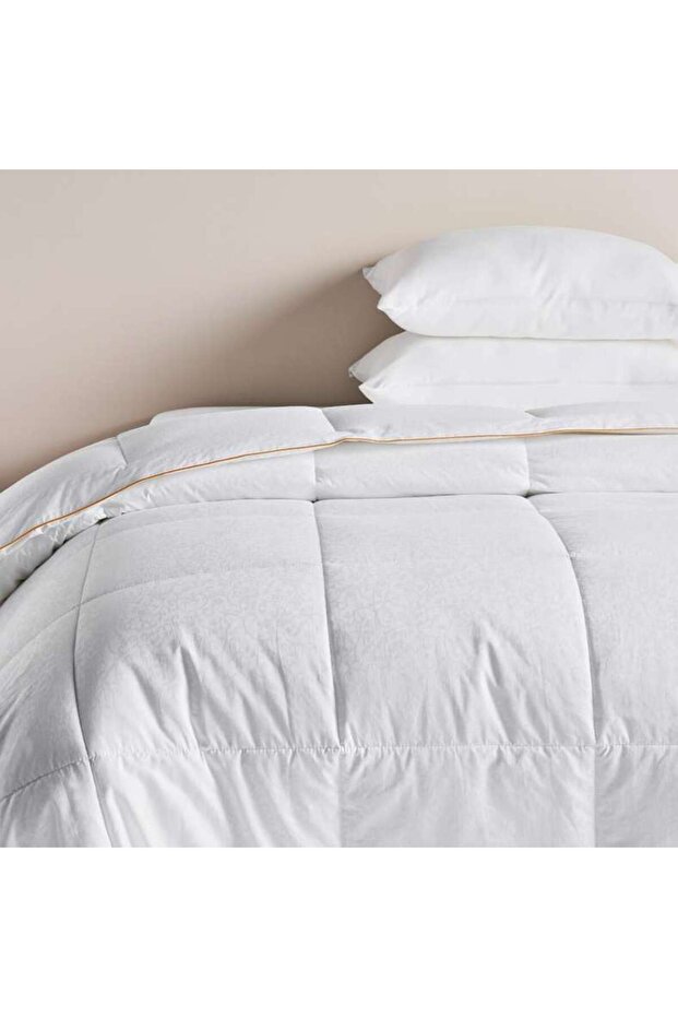 Imperial Jacquard Duvet 200x200cm - White