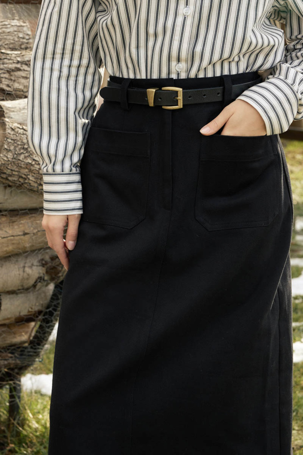 Large Pocket Gabardine Skirt Black