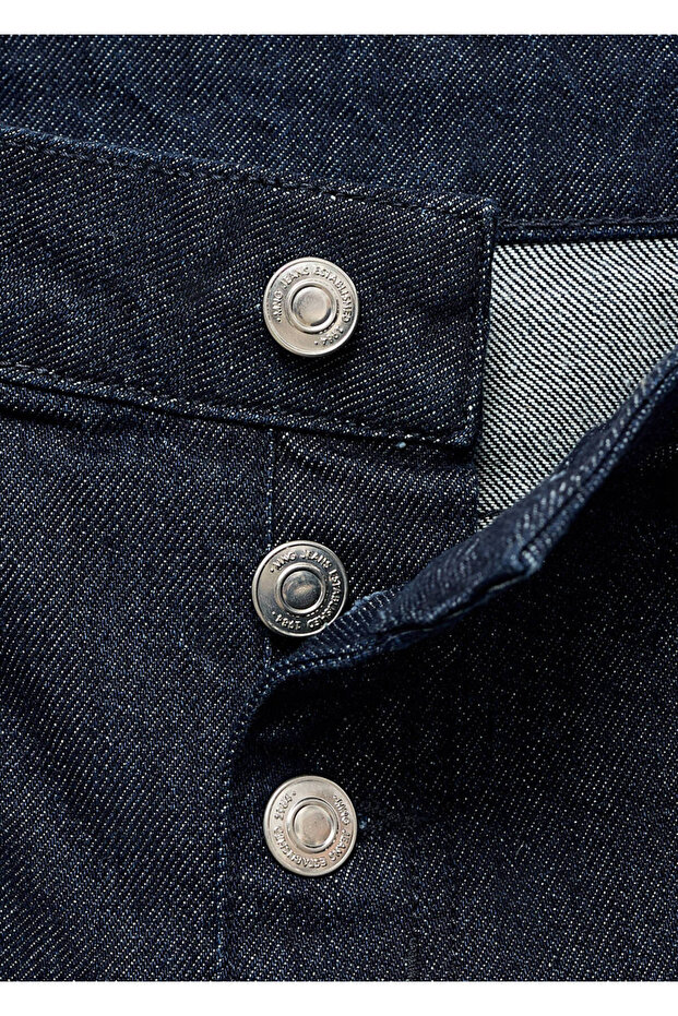 Low-Waisted Button Straight Cut Jeans - 7