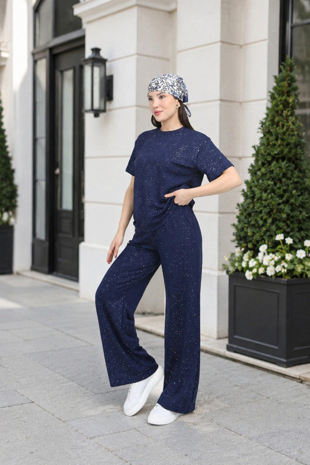 Women's Silvery Crew Neck Short Sleeve Loose-Fit Top and Bottom Set