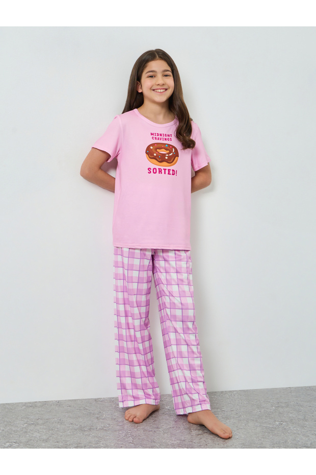 Girls Graphic Print T-Shirt and Pyjama Set