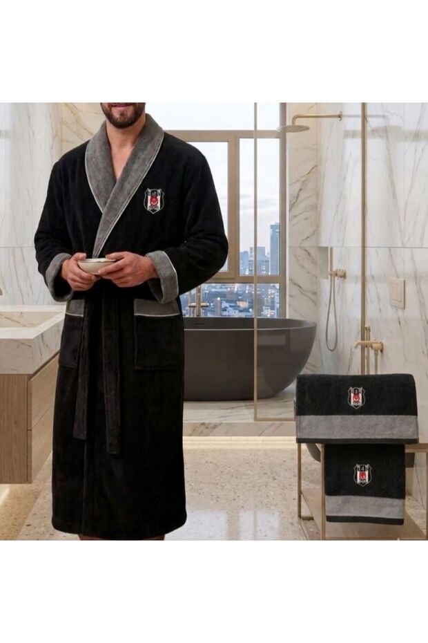 New Season Licensed Beşi̇ktaş Tri̇ga 3-Piece Bathrobe Set