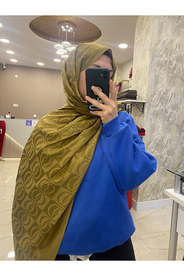 Ring Pattern Scarf