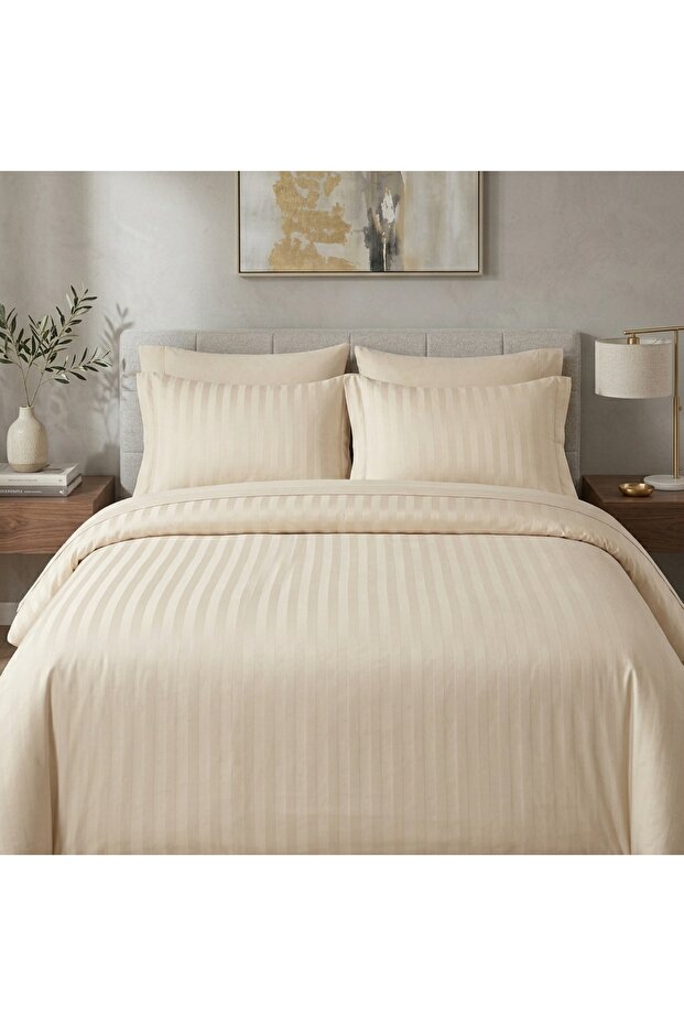 مفرش فندقي مزدوج مايكروفايبر بيج يناسب سرير مقاس 200x200سم عدد القطع 6