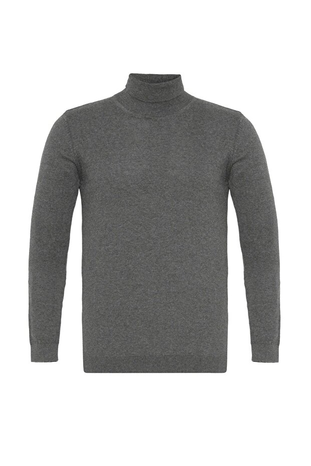 Basic Turtleneck Sweater
