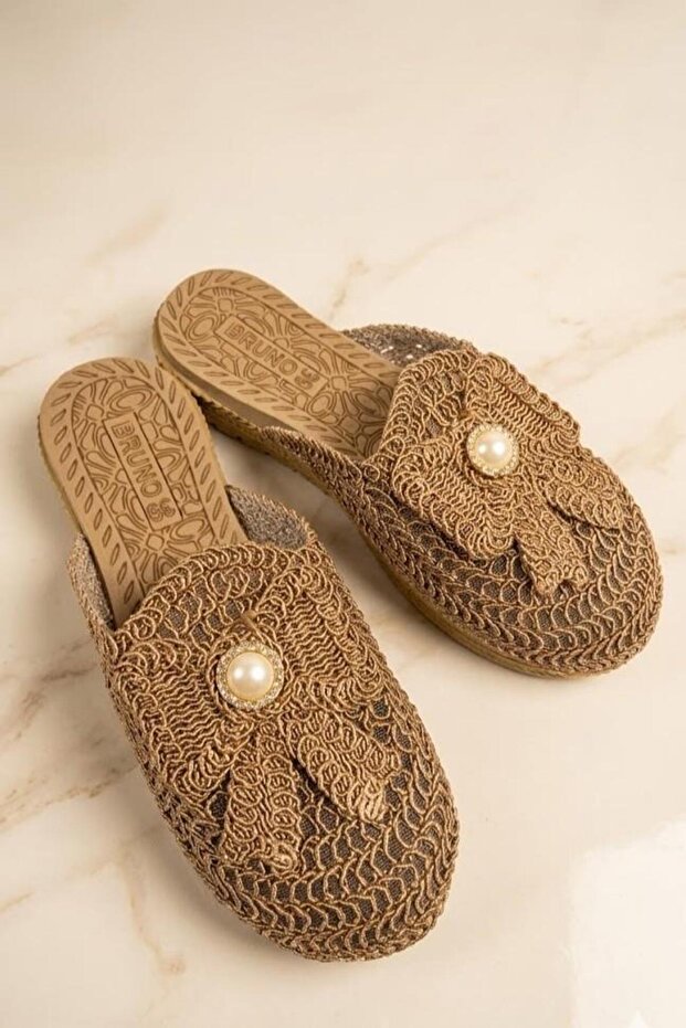 Women's Macrame Knitted Detailed Closed-Front Slippers Mink