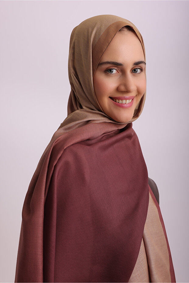 شال مزدوج الجوانب بنمط متدرج الألوان - برتقالي مائل للخضرة