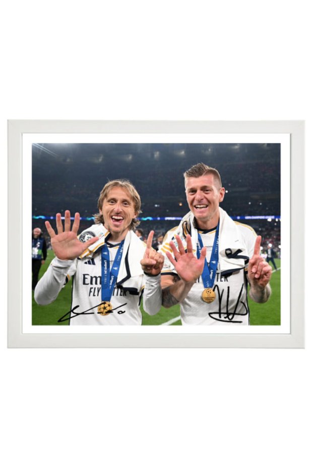 Luka Modric and Toni Kroos Real Madrid Champion of UCL 2024, Soccer Gift , Autographed Poster with Frame 30x40cm