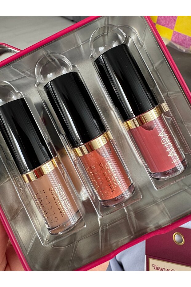 Lip trio - 2