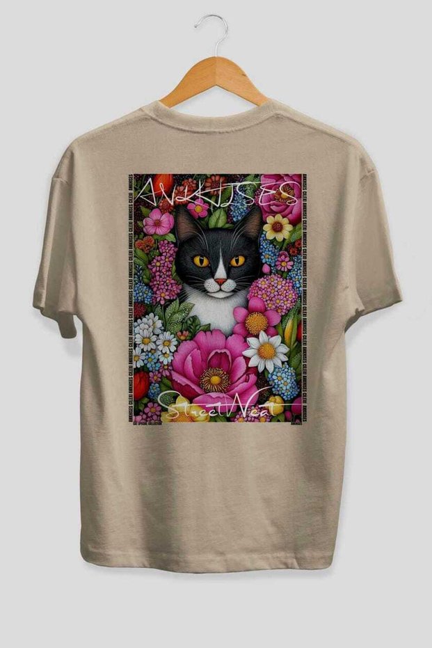 For the Love of Cats 16 Cats Printed Beige Oversize T-Shirt 100% Cotton Unisex Cat Lover Premium Design