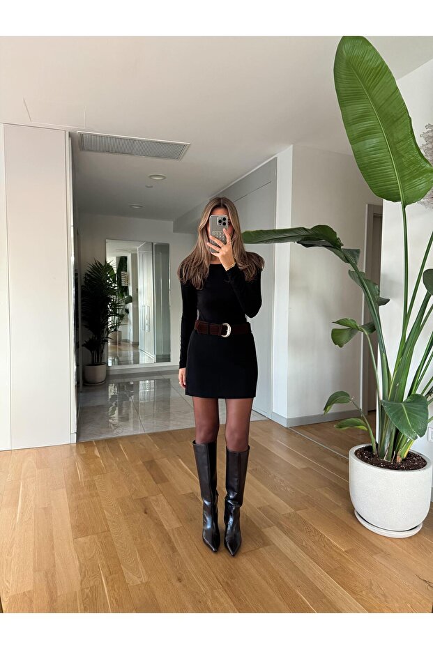 Straight Cut Suede Belted Skirt - Black
