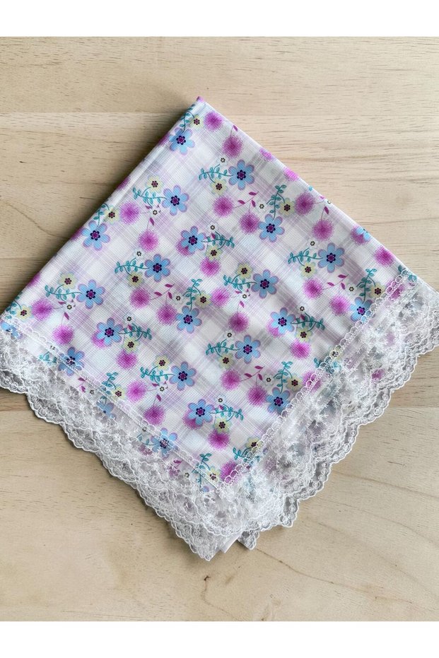Stain Resistant Seamless Fabric Tablecloth with Guipure Edges Tablecloth Picnic Cloth