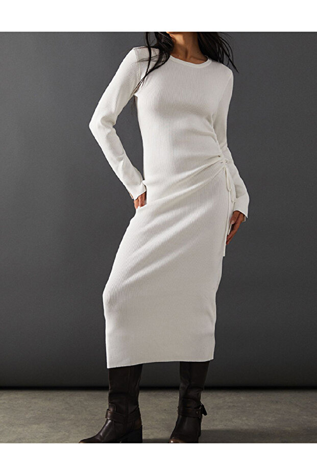 Rochie medie, Alb - 1