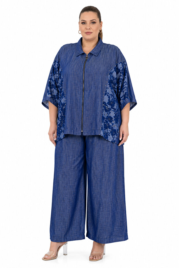 Plus Size Zippered Wide Leg Capri Sleeve Comfortable Cut Women's Suit with Leaf Embroidery Detail