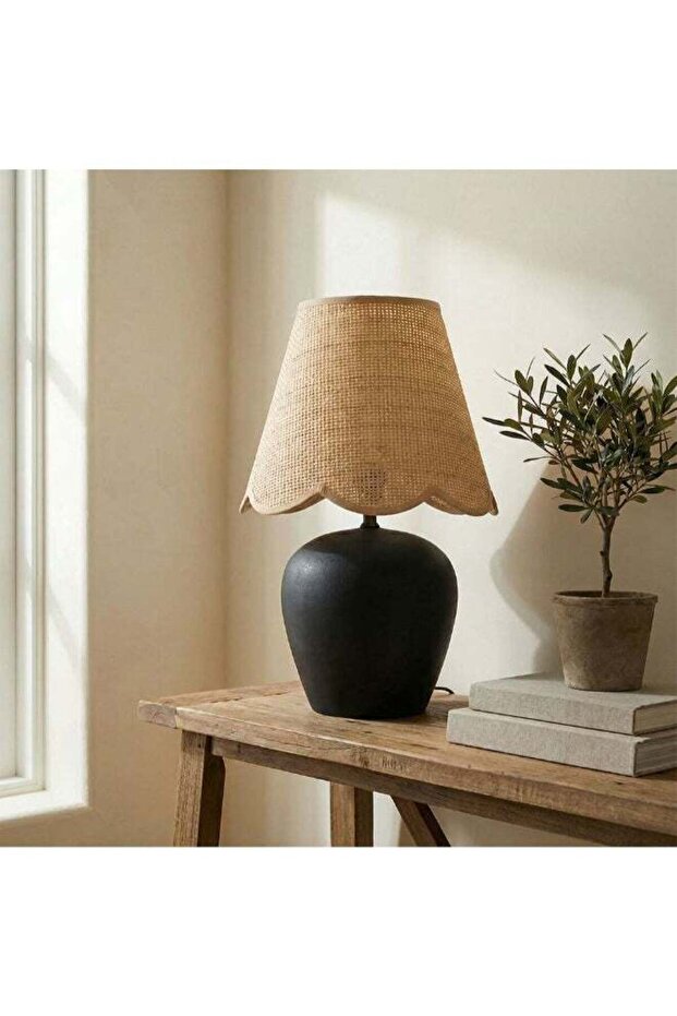 Clarence Ceramic Table Lamp - 36cm