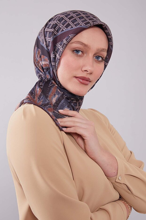 Anthracite Geometry Pattern Silk Cotton Scarf