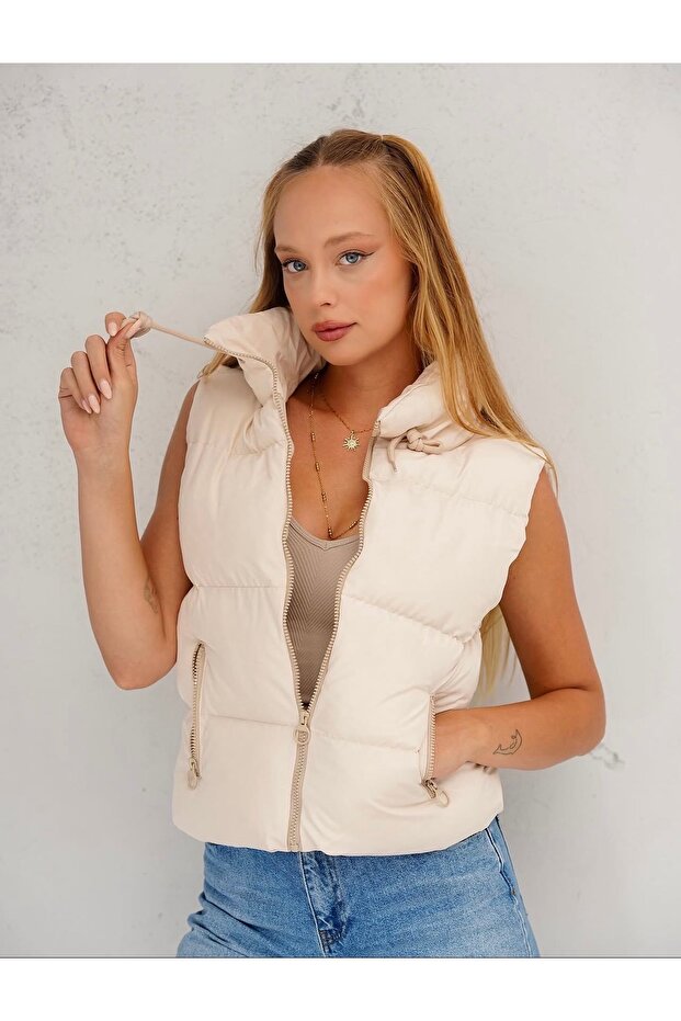 Women's Beige Hooded Puffer Vest – Puffer Vest with Zipper Pockets