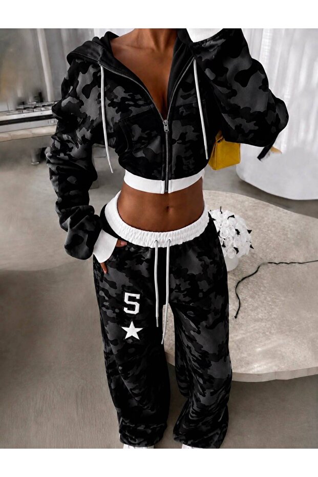 مجموعة رياضية من Restock Camouflage Baggy Alt Top (3 خيوط متقاطعة)