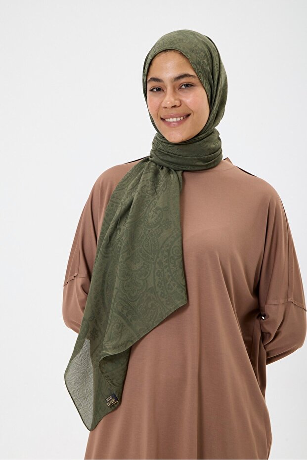 شال إيزرز كاكي