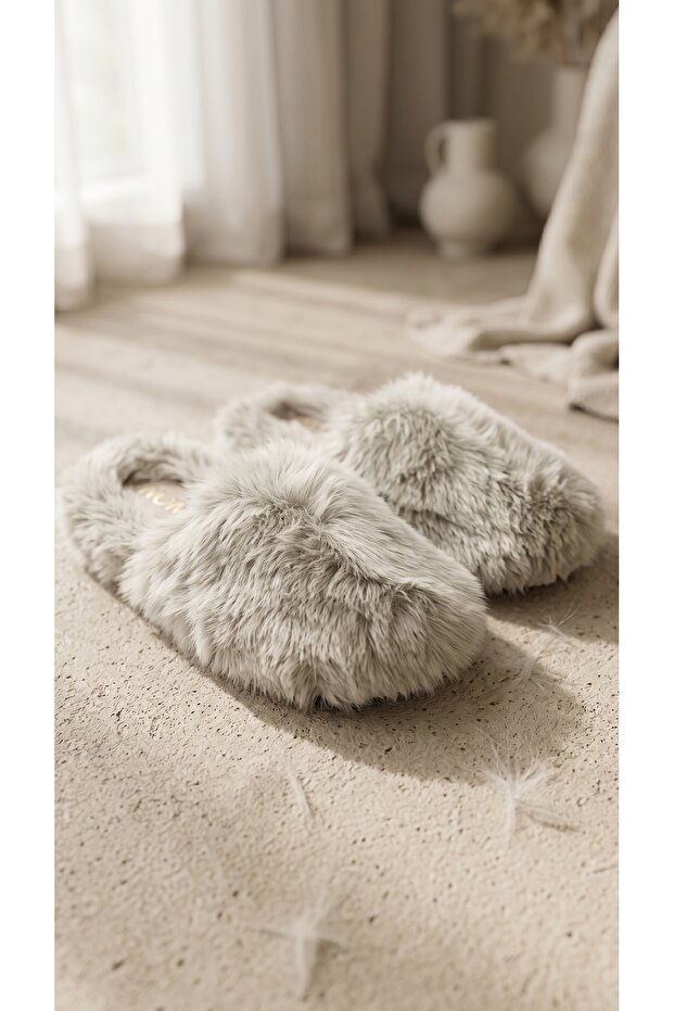 Women's Stone Closed-Front Extra Long Soft Furry House Slippers 2cm Bynd04