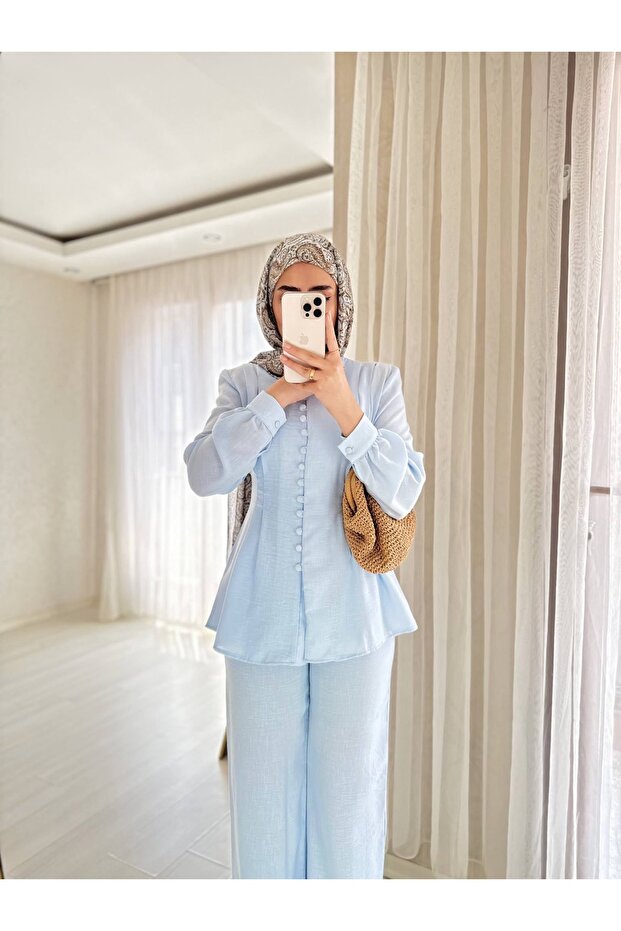 Button detailed double set
