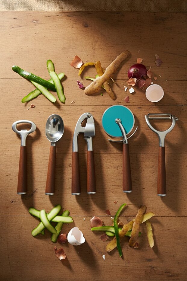 Nilo 5-Piece Acacia Stainless Set (Opener, Ice Cream Spoon, Garlic Crusher, Pizza Cutter, Peeler)