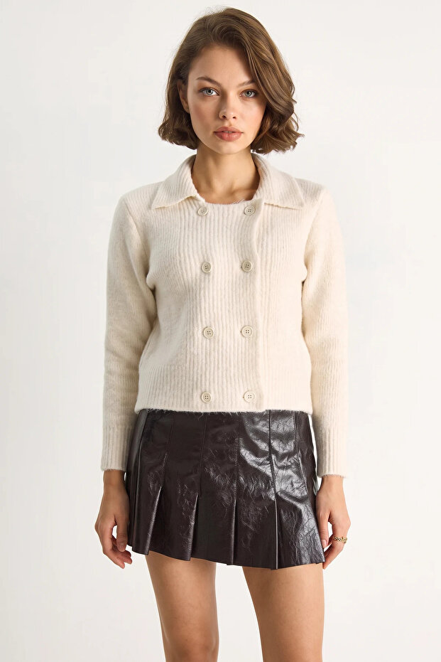 Women's Polo Collar Buttoned Soft Stone Cardigan