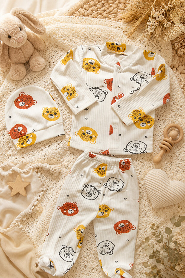 Baby Teddy Bear Patterned 3-Piece Set: Top, Bottom, and Beanie