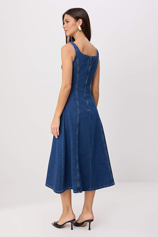 Lacivert Düğme Detaylı Askılı Maxi Denim Elbise TWOSS26EL00952 - 4