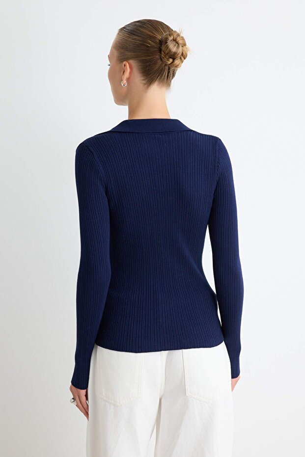Wardrobe Essentials Lacivert Fitted/Vücuda Oturan Merserize Görünümlü Triko Hırka TWOAW26HI00113 - 4