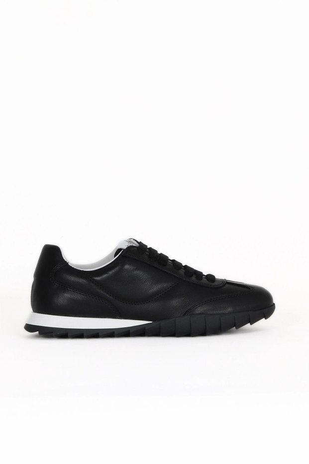 Black Leather Women's Sports Shoes 01We6100