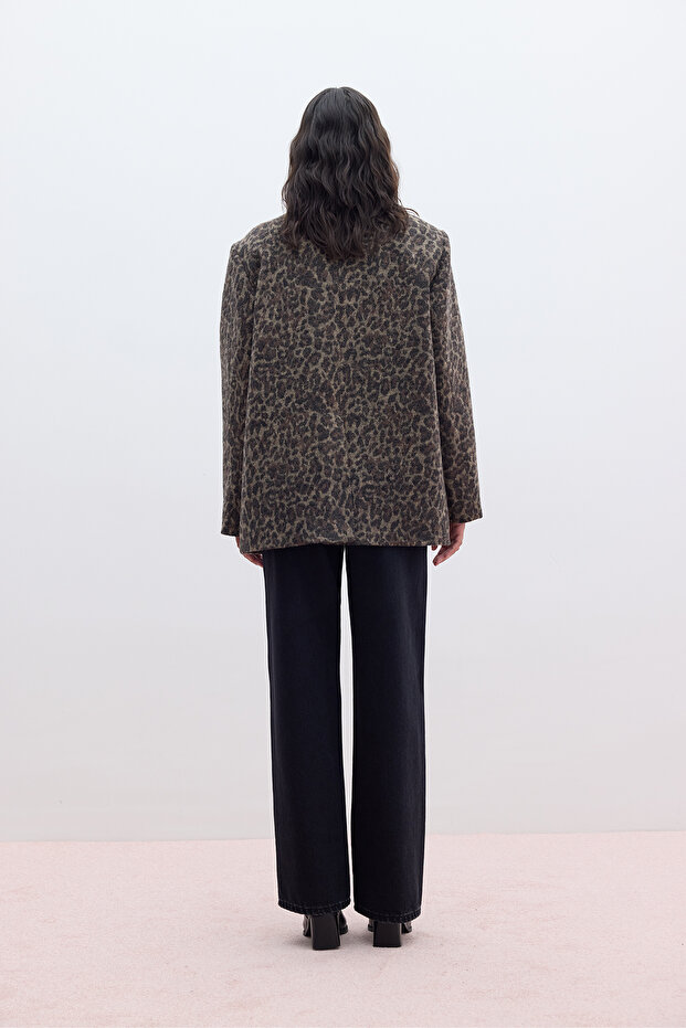 Patterned Leopard Jacket - 7