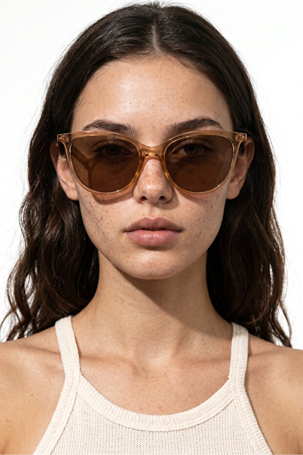Bernia Nude Brown Sunglasses