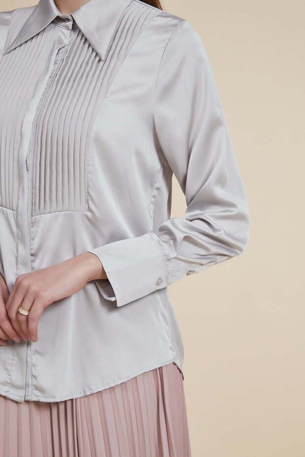 Solid Ruffled Long-Sleeve Shirt - 3