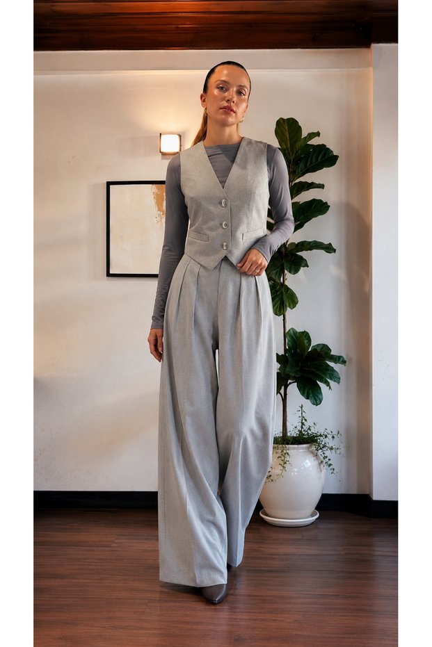 Gray Vest and High-Waisted Wide-Leg Pants Eden Set