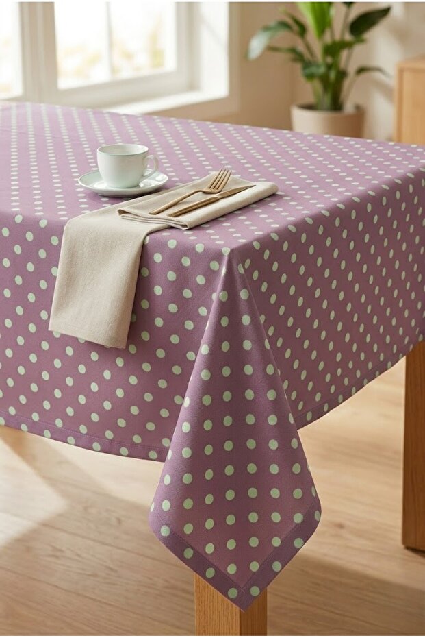 Stain-Resistant Cotton Tablecloth Stylish Polka Dot Decorative Washable Quality Guest Table Cover