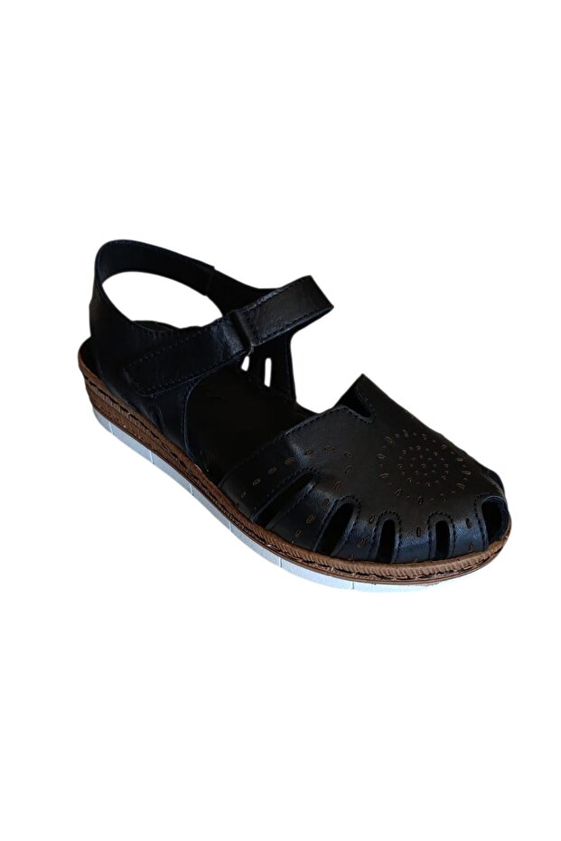 22380 Women's Genuine Leather Closed-Front Daily Comfort Sandals