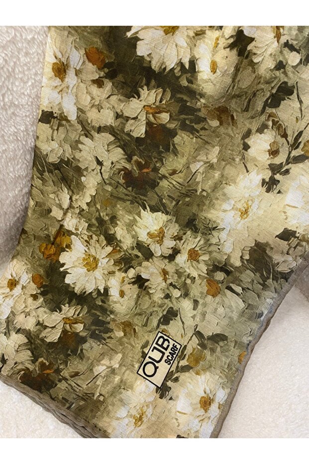 Flower Pattern Scarf