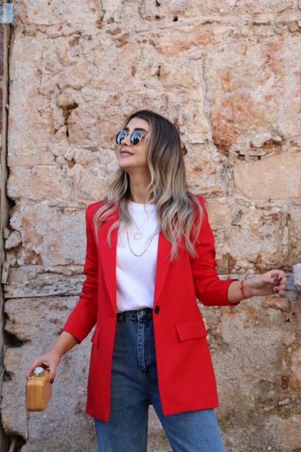 سترة حمراء بزر واحد - 1