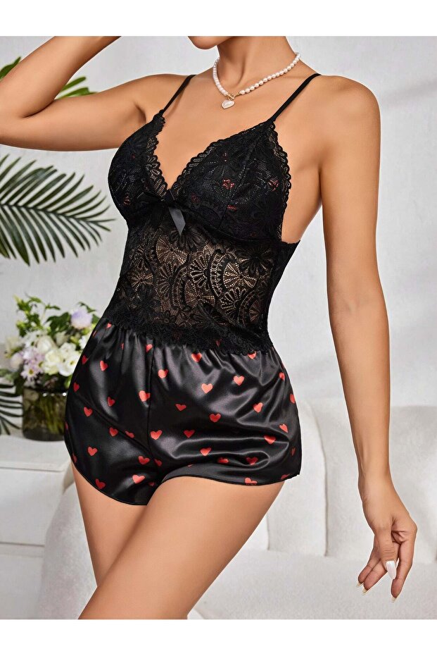 Women's Black Red Heart Patterned Satin Shorts Pajama Set