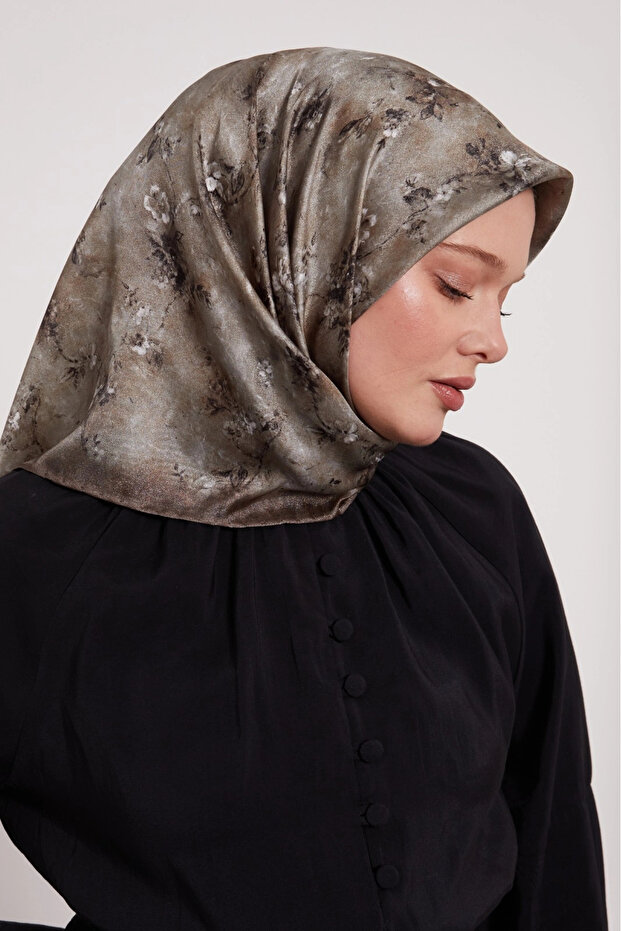 Crystal Scarf D3 Khaki