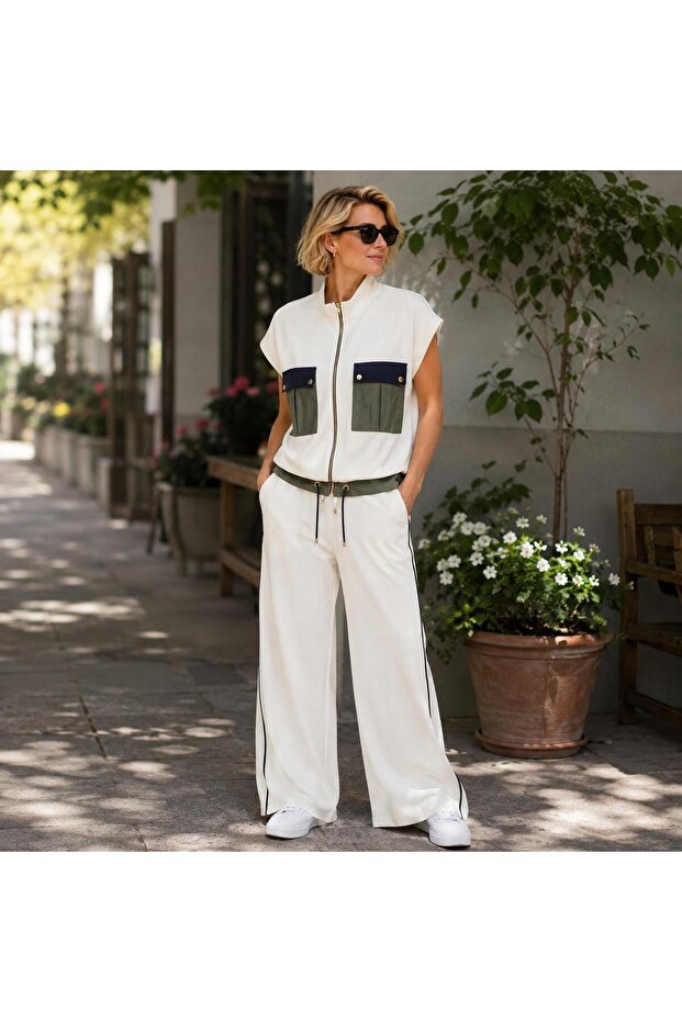 Women's Top and Bottom Tracksuit Set