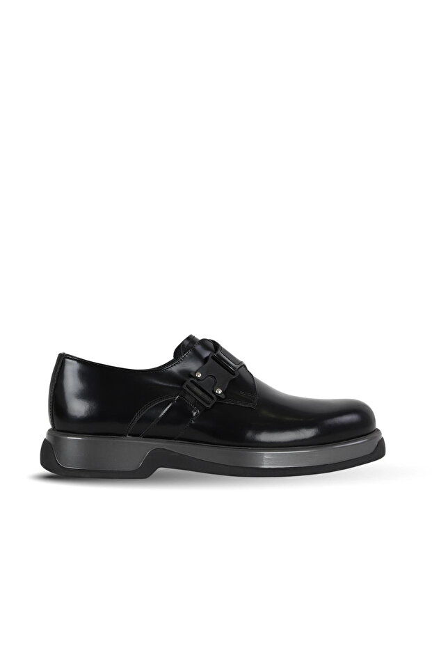 Black leather men's casual shoes