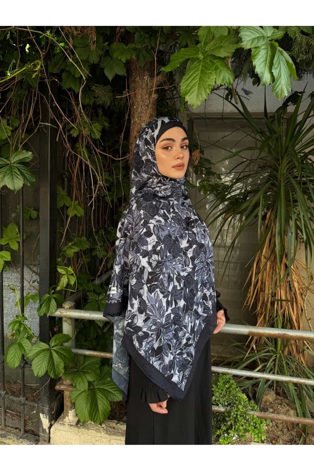 Novera Pattern Navy Blue Bamboo Crush Shawl 75X185 cm