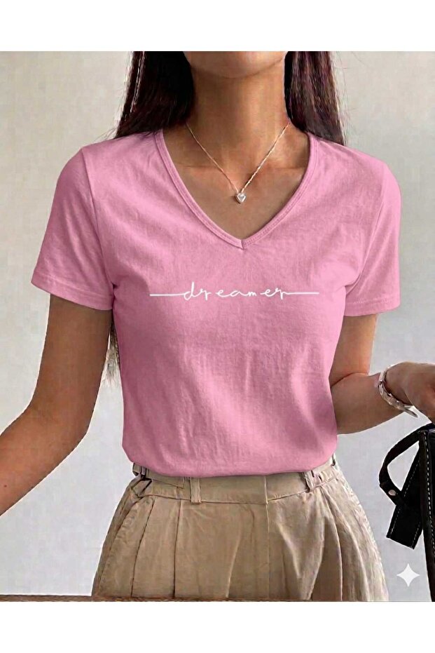 تي شيرت نسائي من DREAMER برقبة على شكل حرف V وتصميم أساسي غير مطبوع ومريح
